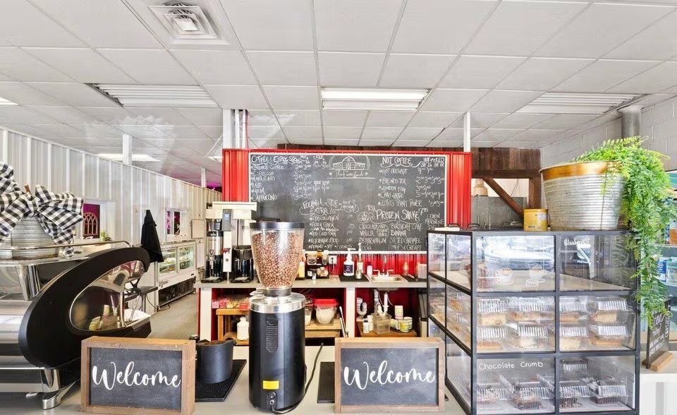 Coffee bar and service counter